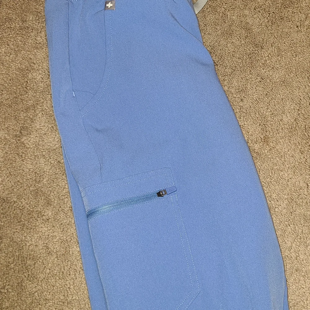Figs Light Blue Joggers Size S - Picture 4 of 5